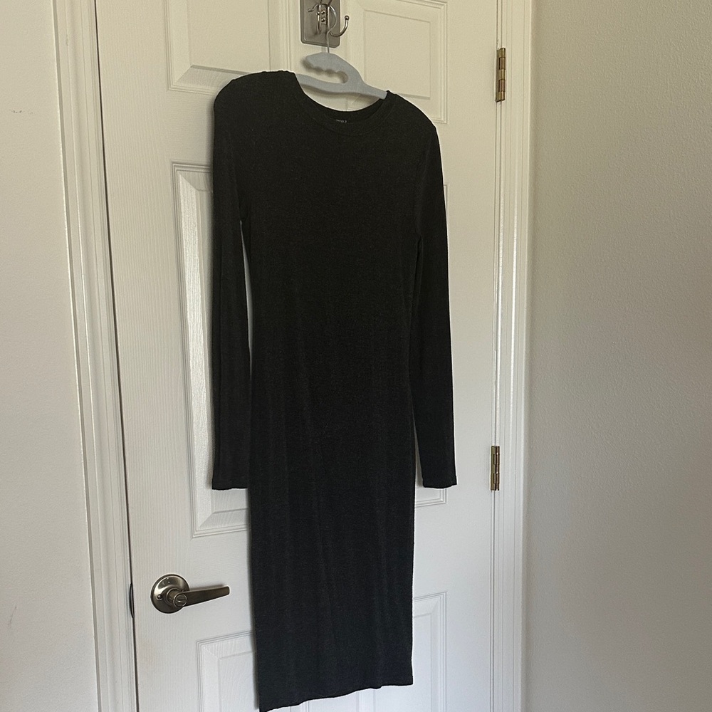 Elegant Dark Grey Long Sleeve Dress
